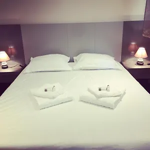 Aparthotel Serafina Apartements, Nizza